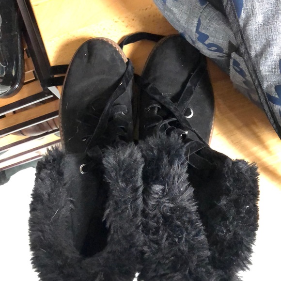 Cute winter booties - Picture 3 of 4